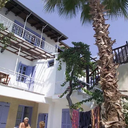 Tenta House
