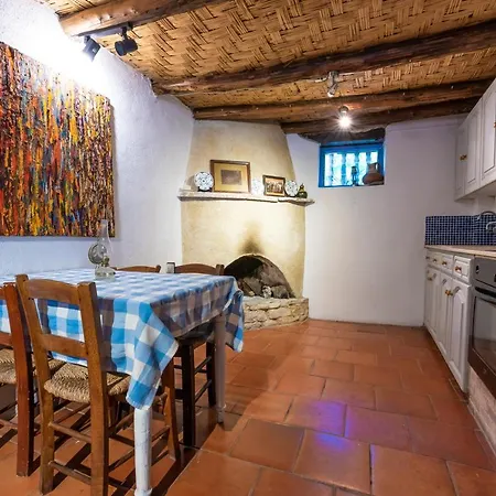 Tenta House Εξοχικό σπίτι *
